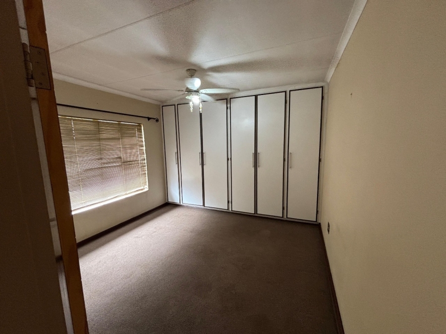 3 Bedroom Property for Sale in Oos Einde North West